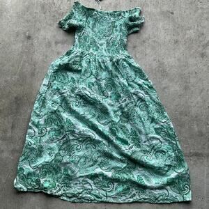 Green off the shoulder summer dress